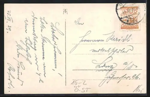 AK Graz, Luftschiff Graf Zeppelin LZ 127 über dem Uhrturm