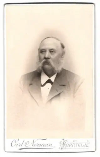 Fotografie Carl Norman, Norrtelje, Porträt eines älteren Mannes