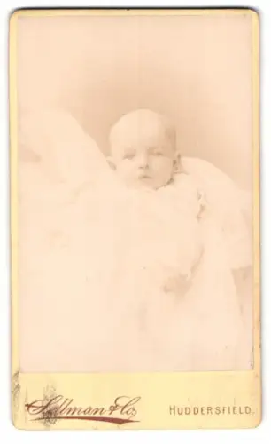 Fotografie Sellman & Co, Huddersfield, West Parade 56, Porträt eines Säuglings