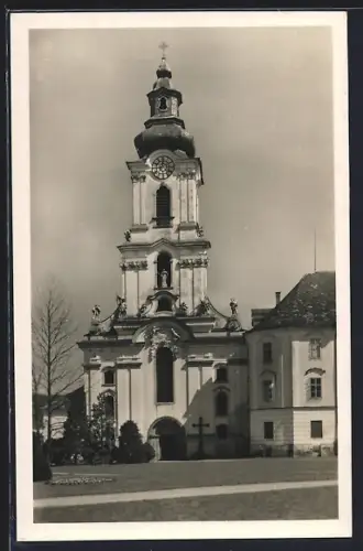 AK Wilhering, Fassade der Stiftskirche