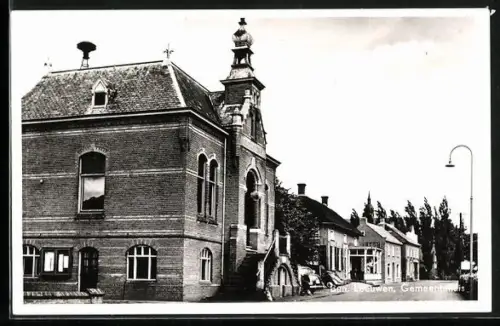 AK Leeuwen, Gemeentehuis
