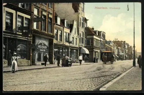 AK Haarlem, Kruisweg met winkels, Pferdebahn