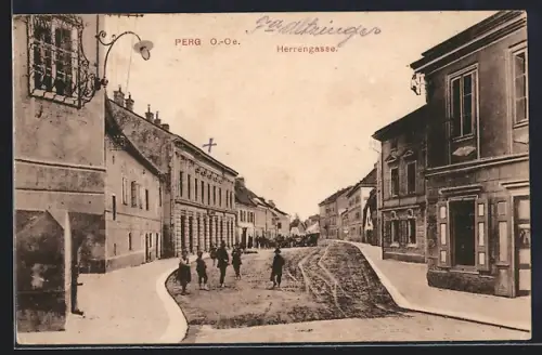 AK Perg /O.-Oe., Herrengasse mit Wohnhäusern