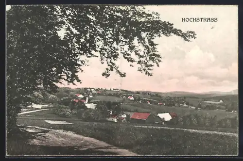 AK Hochstrass, Ortsansicht vom Wanderweg an der Weide aus
