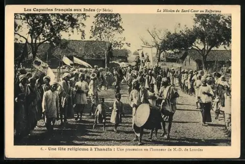 AK Thandla, Une fête religieuse, Une procession en l`honneur de N.-D. de Lourdes