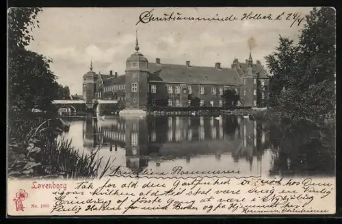 AK Lovenborg, Uferpartie mit Schloss