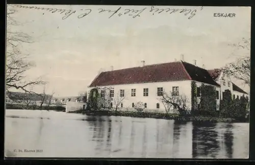 AK Eskjaer, Teichpartie mit Gebäude