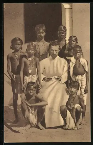 AK Le Pére Lievens et ses premiers néophytes