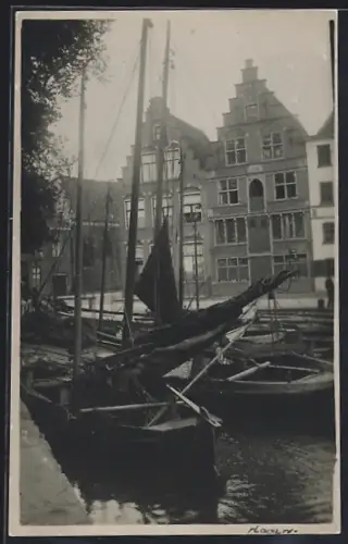 AK Hoorn, Gracht mit Segelschiffen