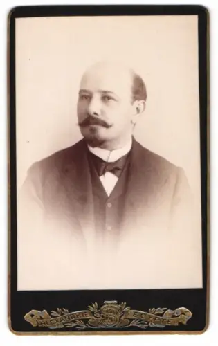 Fotografie Fettel Sébah & Bernard, Alexandrie, Porträt eines eleganten Mannes