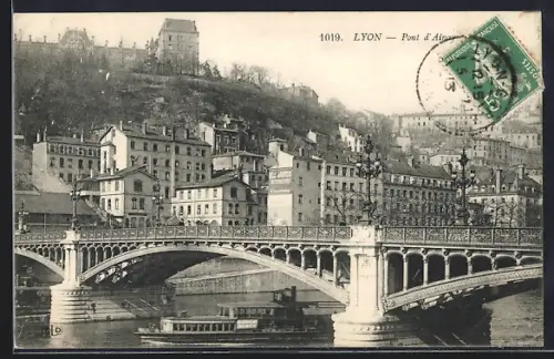 AK Lyon, Pont d`Ainay et vue sur les bâtiments en arrière-plan