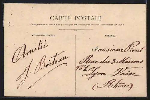 AK Fontaines-sur-Saône /Rhône, La maison forte de Roye et vue sur Collonges et le Mont-Cindre