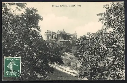 AK Chamousset /Rhône, Château de Chamousset entouré d`arbres