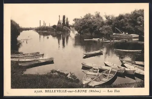 AK Belleville-sur-Saône /Rhône, Les Iles avec barques et rivière calme