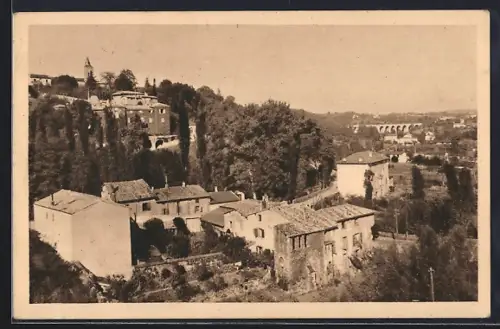 AK Francheville-le-Haut /Rhône, Le Village vu du Pont