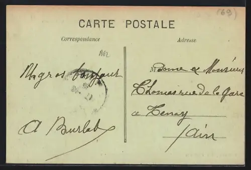 AK Les Halles /Rhône, Le Château majestueux dans son parc verdoyant