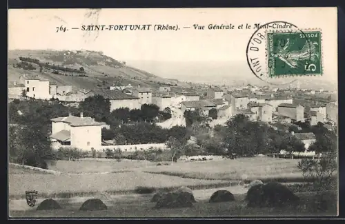 AK Saint-Fortunat /Rhône, Vue générale et le Mont-Cindre