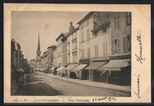 AK Villefranche, Rue Nationale avec vue sur le clocher de l`église