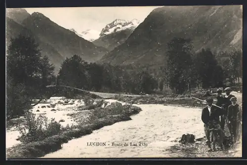 AK Luchon, Route du Lac d`Oô avec vue sur rivière et montagnes