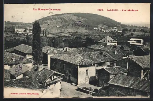 AK Saleich, Vue générale de la ville et des collines environnantes