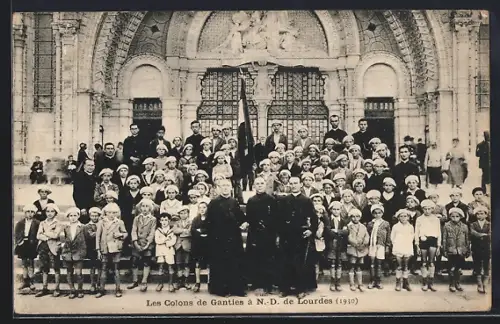 AK Lourdes, Les Colons de Ganties à N.-D. de Lourdes, 1910