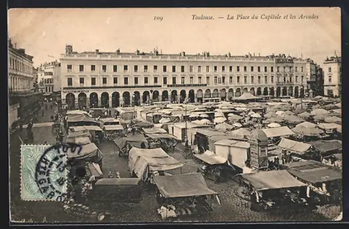 AK Toulouse, La Place du Capitole et les Arcades