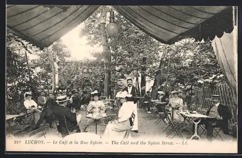 AK Luchon, Le Café et la Rue Sylvie