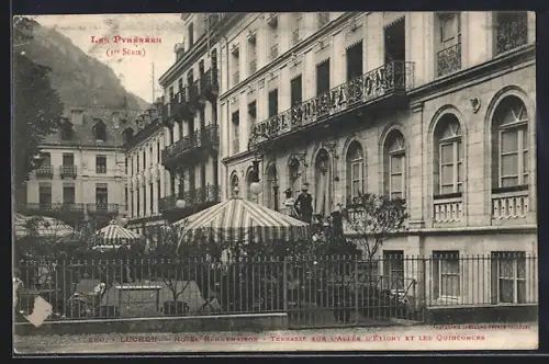 AK Luchon, Rue d`Etigny, Terrasse sur l`Allée d`Etigny et les Quinconces