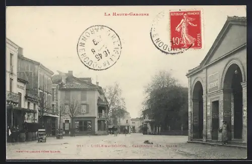 AK L`Isle-en-Dodon, Carrefour et la Halle