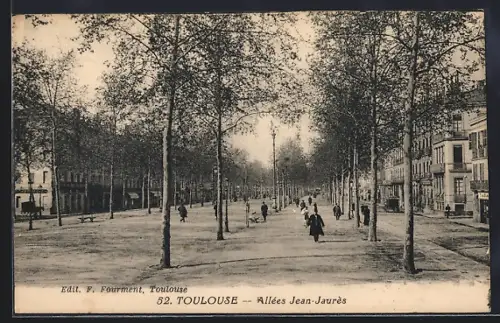 AK Toulouse, Allées Jean-Jaurès animées avec passants et arbres majestueux