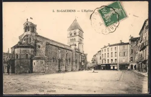 AK Saint-Gaudens, L`église et la place principale