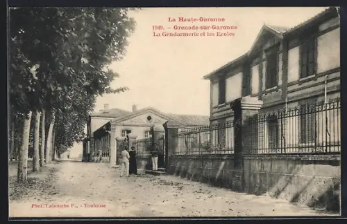 AK Grenade-sur-Garonne, La Gendarmerie et les Écoles