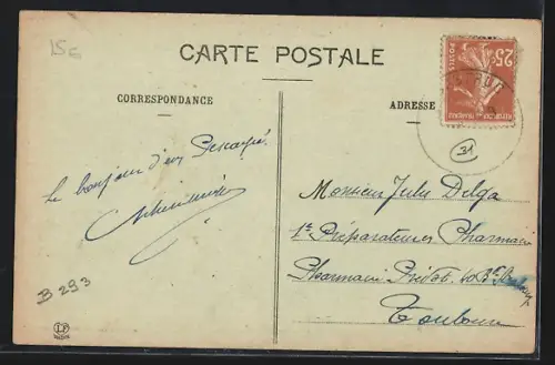 AK Gragnague, La Place du Foirail avec marché animé et bâtiments en arrière-plan