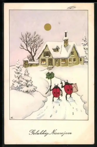 AK Zwei Marienkäfer mit Brief und Glücksklee auf dem Weg zu einem Haus im Schnee, Neujahrsgruss