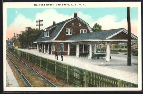 AK Bay Shore, NY, Railroad Depot