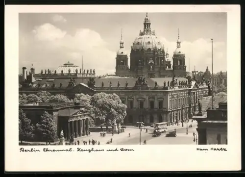 AK Berlin, Ehrenmal, Zeughaus und Dom aus der Vogelschau, Fotograf Hans Hartz