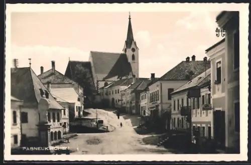 AK Pabneukirchen, Strassenpartie mit Kirche