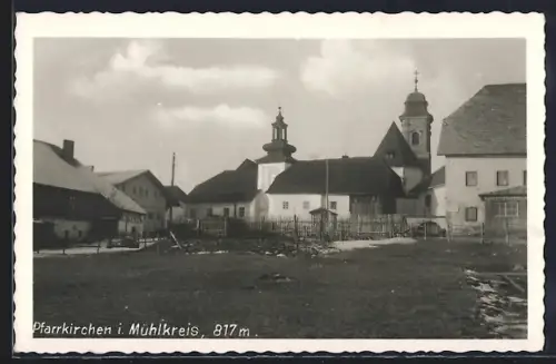 AK Pfarrkirchen i. Mühlkreis, Ortspartie mit Kirche