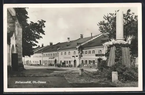 AK Hellmonsödt, Denkmal mit Pichler`s Gasthaus