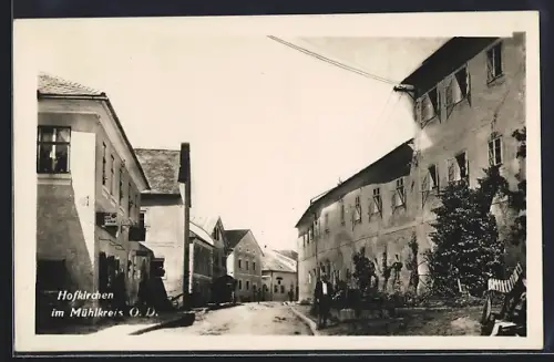 AK Hofkirchen im Mühlkreis, Geschäft mit Strassenpartie