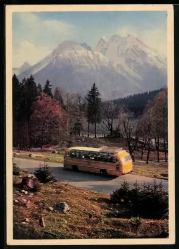 AK Bus der Kraftpost auf der Queralpenstrasse mit Blick auf den Baueisgletscher