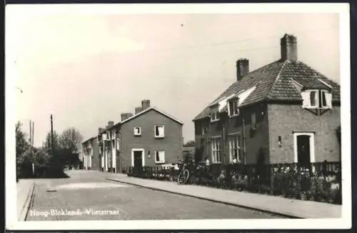 AK Hoog-Blokland, Vlietstraat