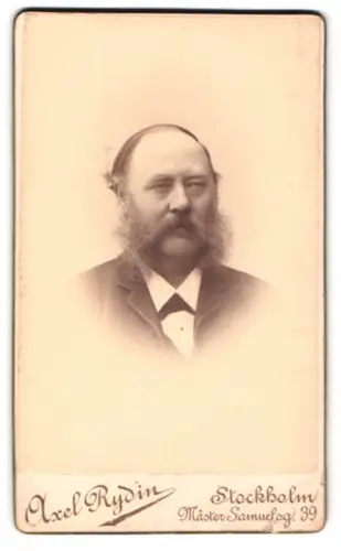Fotografie Axel Rydin, Stockholm, Mäster Samuelsg. 39, Porträt eines Mannes mit Bart