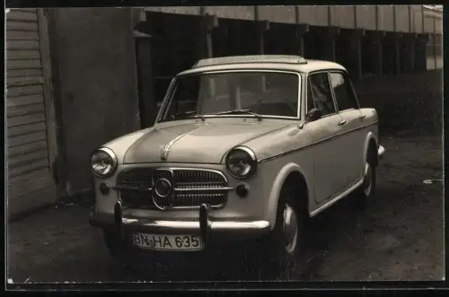 Fotografie Auto NSU-Fiat Neckar 1100, PKW mit Kennzeichen Bonn