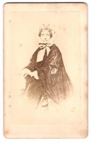 Fotografie Portrait Prinzessin Amalie Auguste von Bayern, Königin von Sachsen, Ehefrau von König Johann von Sachsen