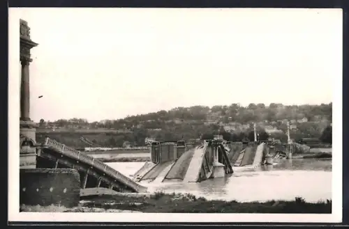 AK Lyon, Pont Pasteur effondré sur le fleuve Rhône