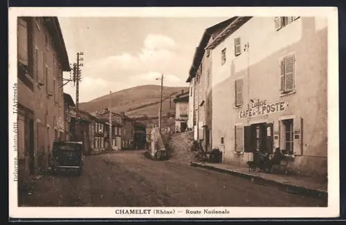 AK Chamelet /Rhône, Vue de la Route Nationale avec le Café et la Poste