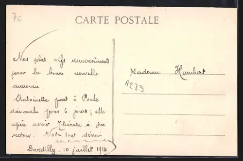 AK Dardilly-le-Bas /Rhône, Vue générale du village avec église en arrière-plan