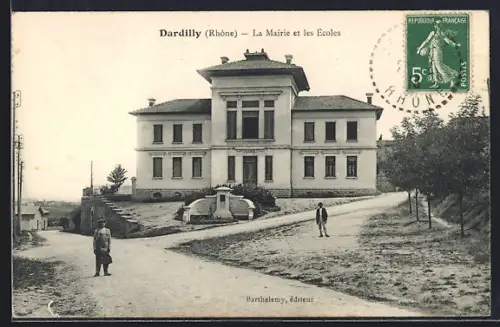 AK Dardilly /Rhône, La Mairie et les Écoles