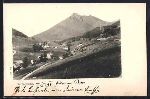 AK Vordernberg, Ortsansicht mit Landstrasse und Bergblick